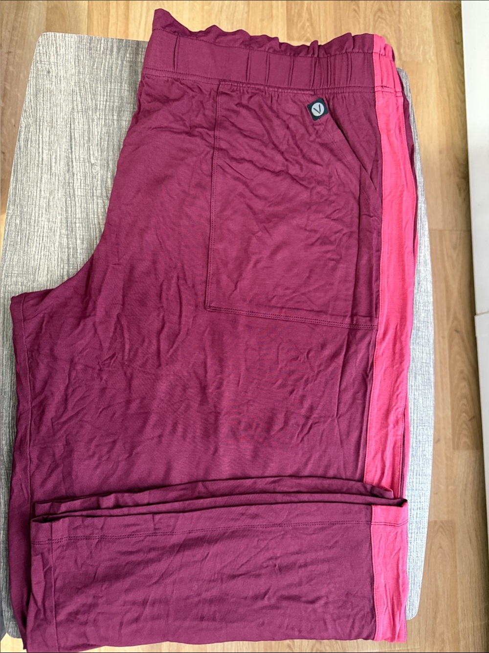 NWOT Livi Lane Bryant Soft Lightweight Wide Leg Crops Active Lounge Sz 22-24